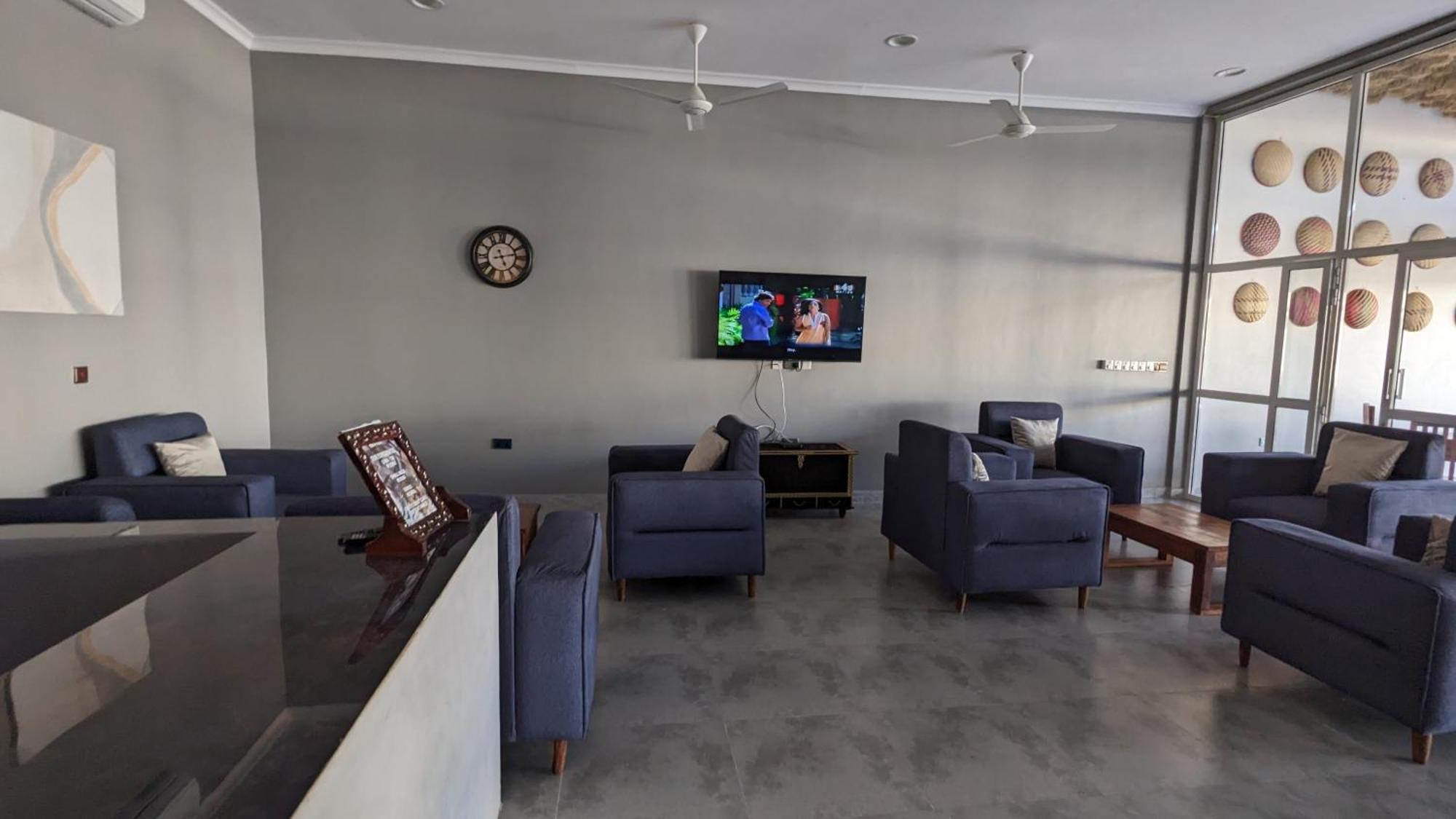 Mafia Dream Hotel Килиндони Экстерьер фото