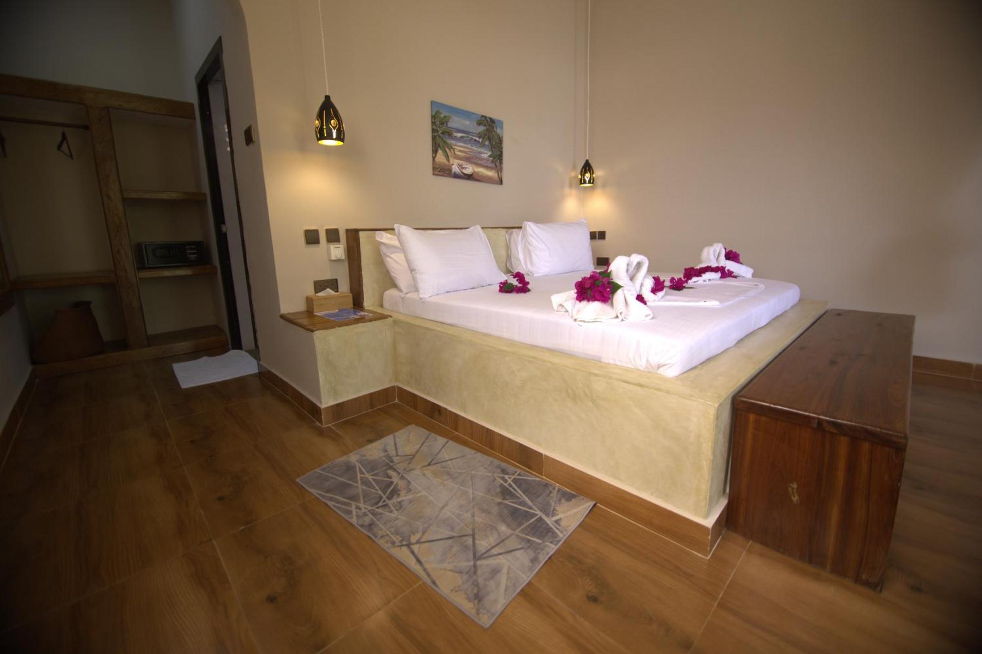 Mafia Dream Hotel Килиндони Экстерьер фото