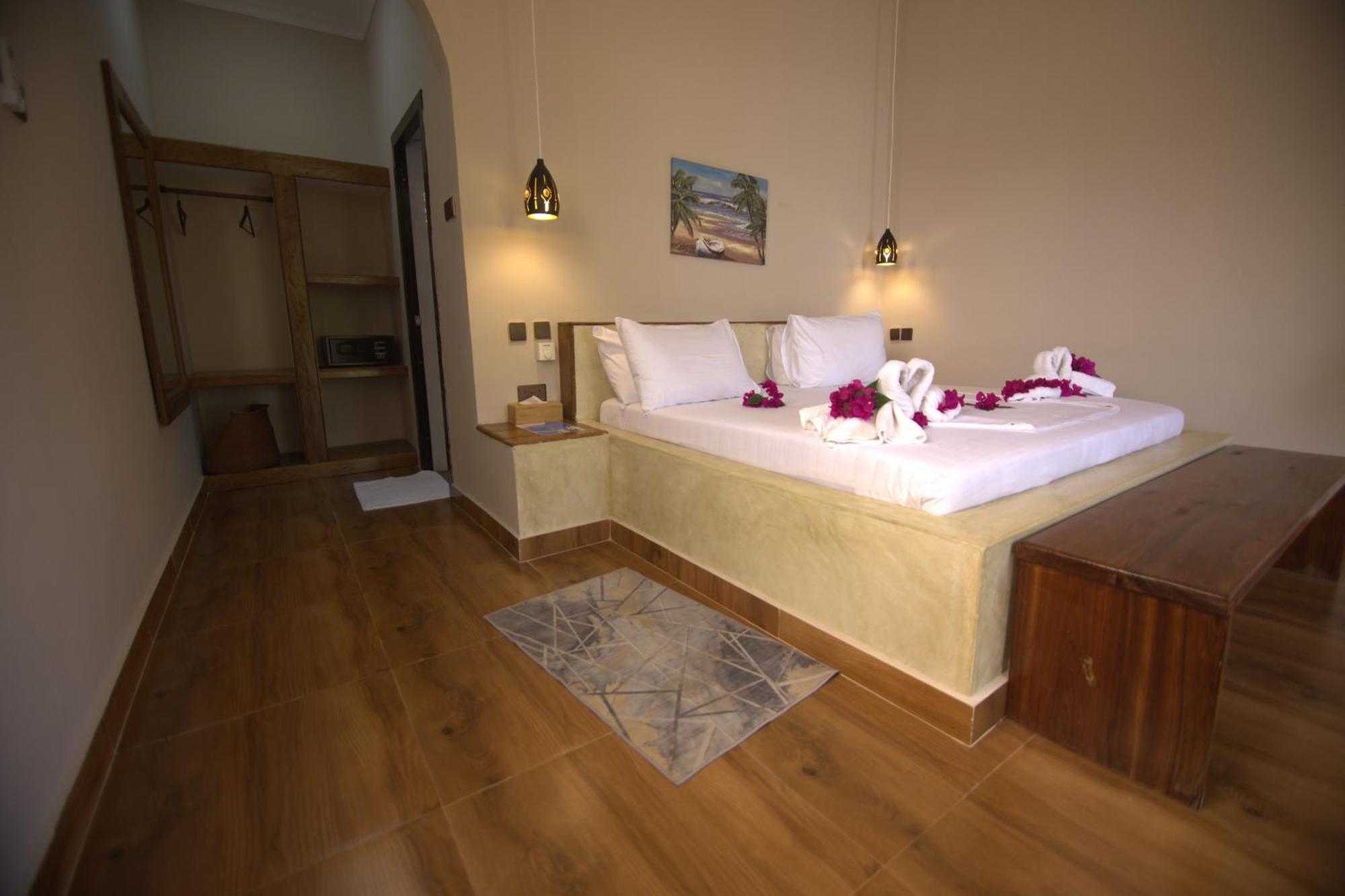 Mafia Dream Hotel Килиндони Экстерьер фото