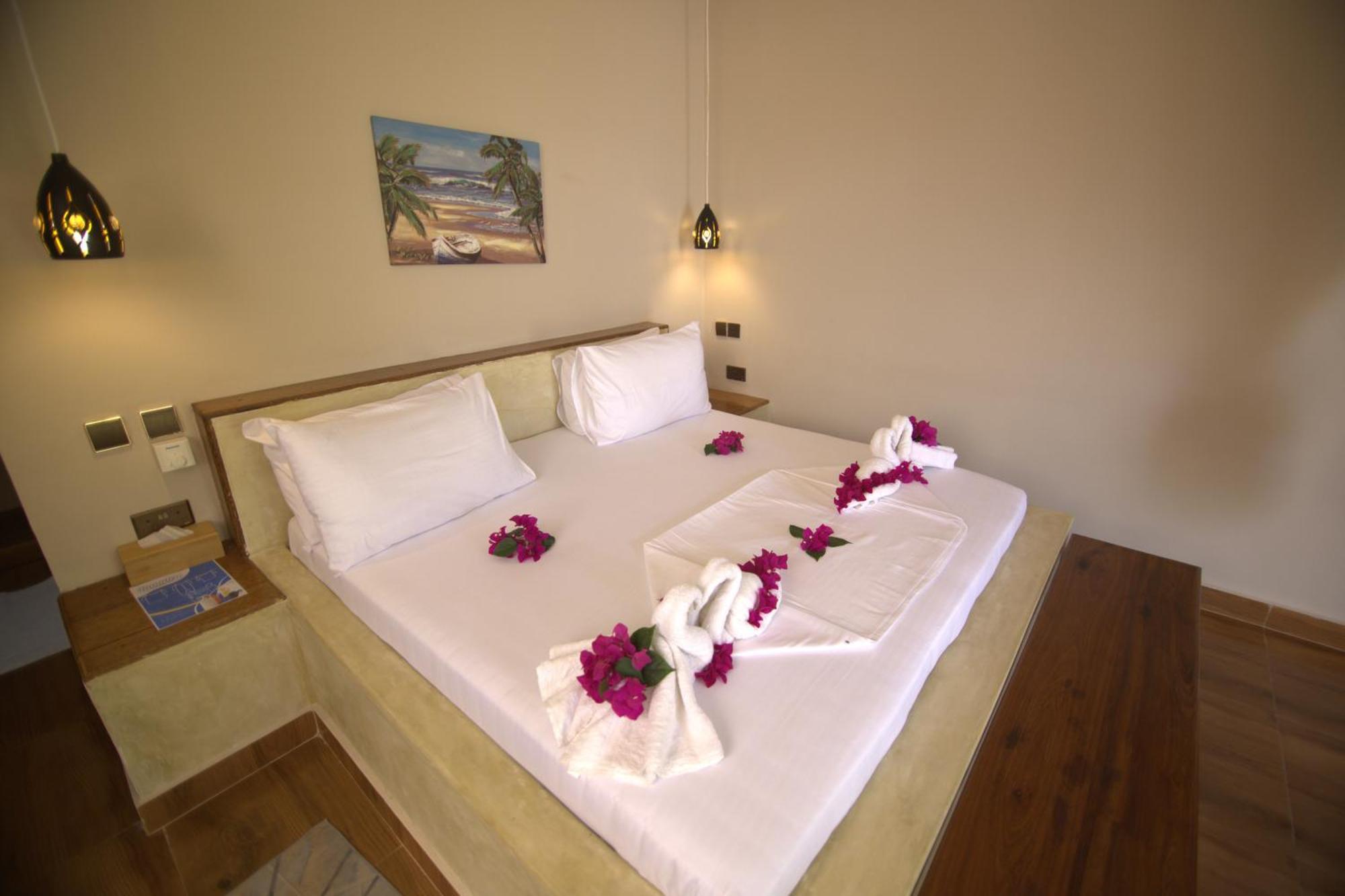 Mafia Dream Hotel Килиндони Экстерьер фото