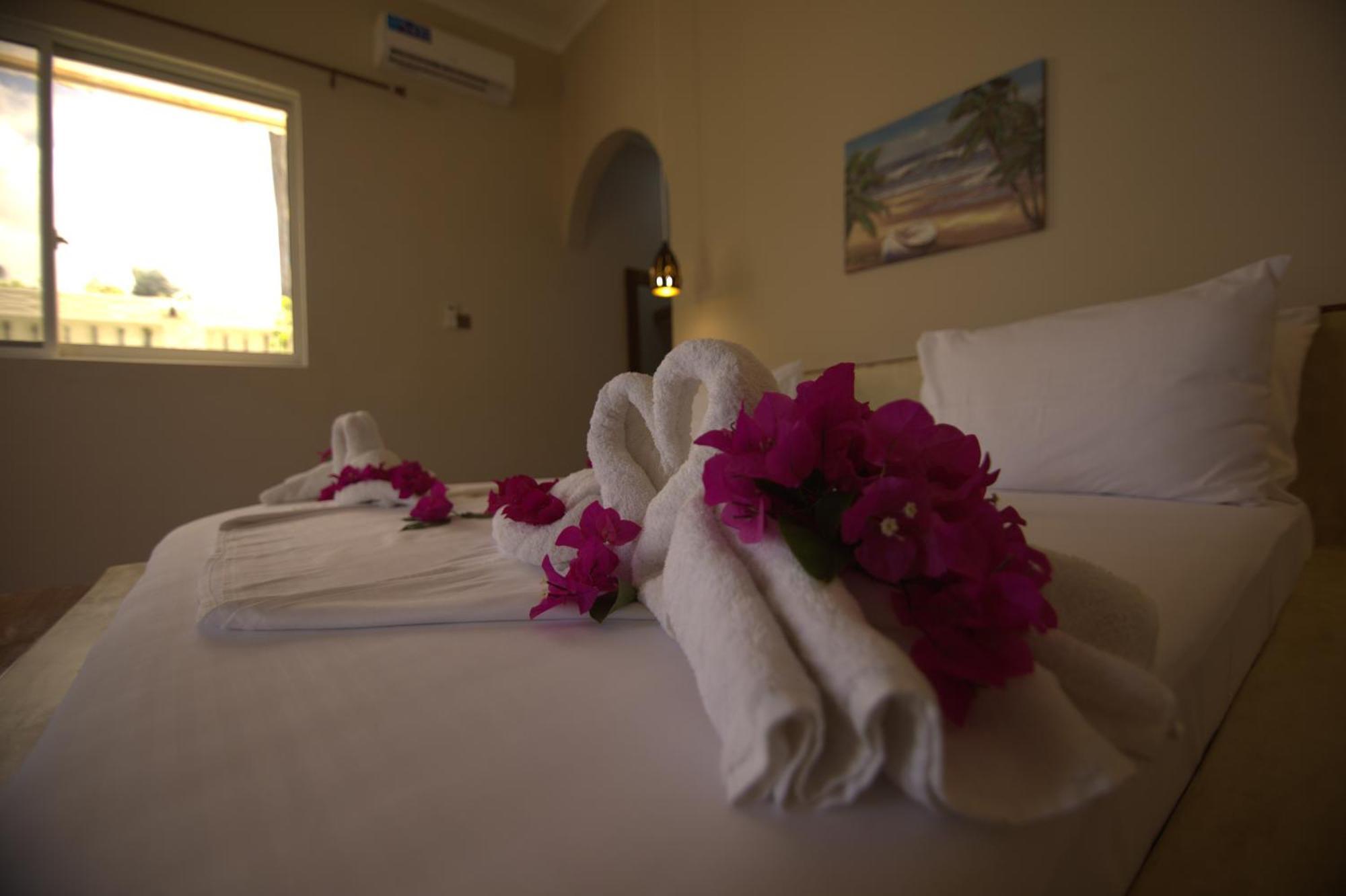 Mafia Dream Hotel Килиндони Экстерьер фото